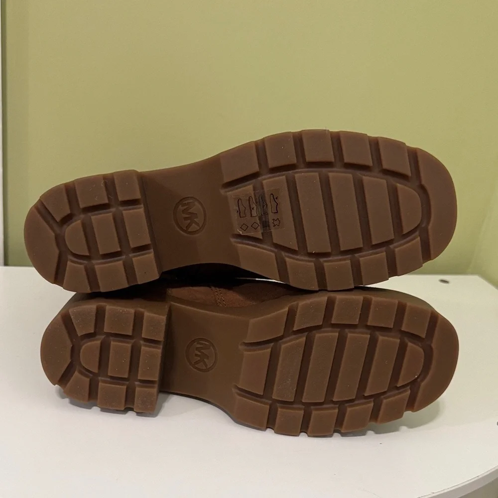 Michael Kors Tan Suede Combat Boots 8.5 women H8N4 - Picture 7 of 8